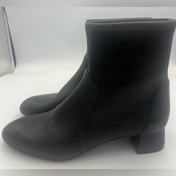 Stuart Weitzman Odetta City 25 Ankle Stretch Pull On Leather Bootie Size 7.5 NEW - Picture 5 of 14